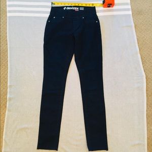 Denizen Levis Modern Skinny Jeggings
